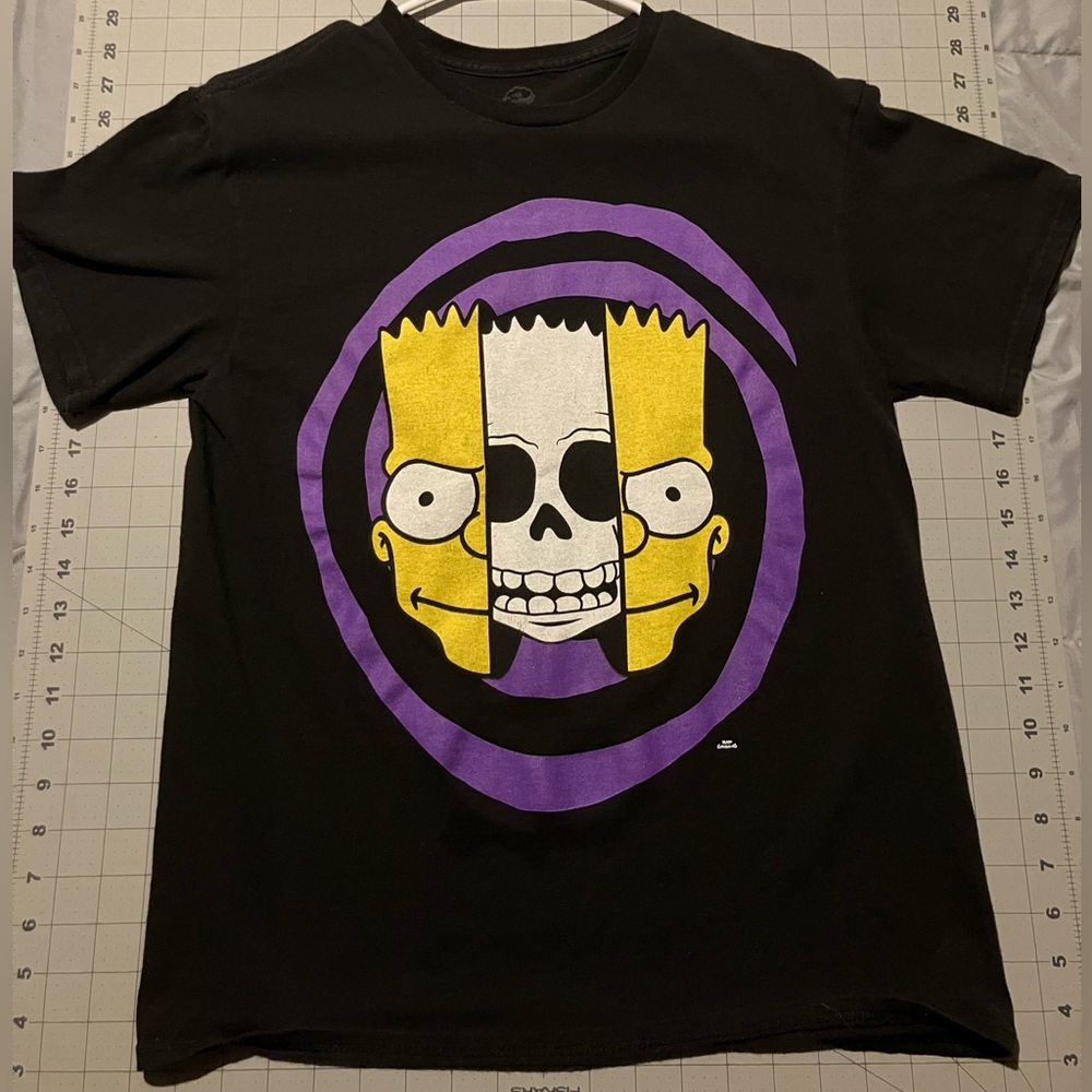 Retro Simpsons graphic tee